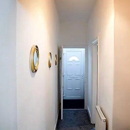 Hotel Stylish And Spacious 3-bed House 3*